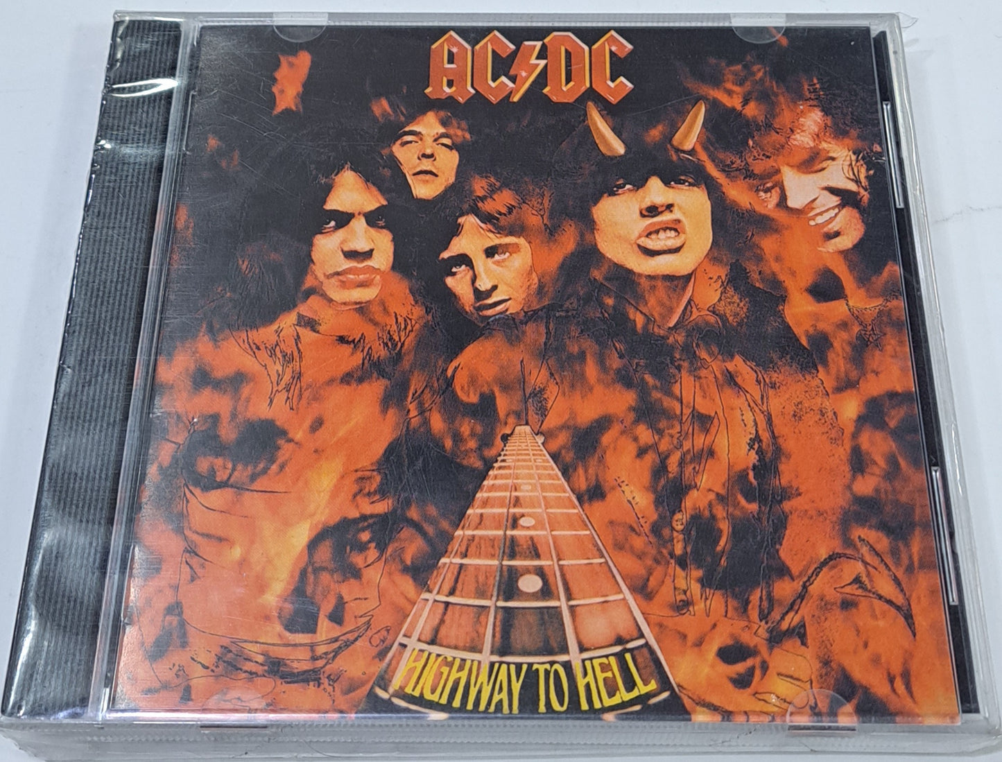 AC/DC - HIGHWAY TO HELL CD
