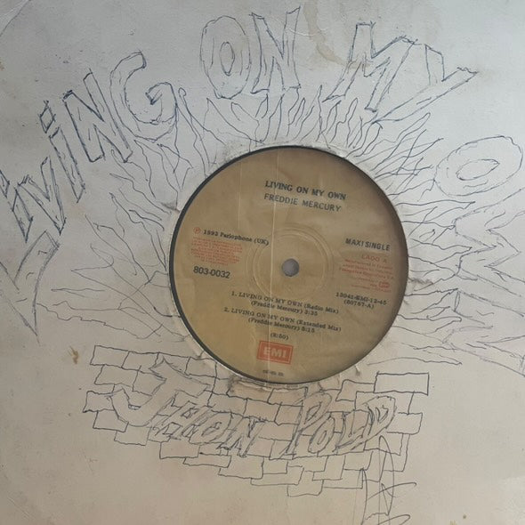 FREDDIE MERCURY - LIVING ON MY OWN (MAXI SINGLE) DE EPOCA