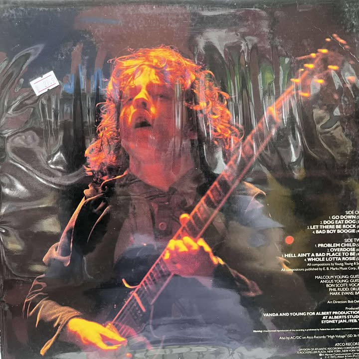 AC/DC - LET THERE BE ROCK LP (DE EPOCA)