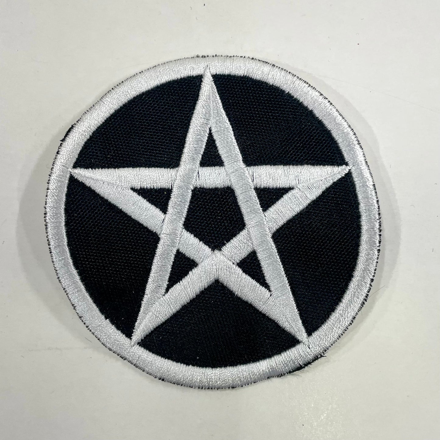 ESTRELLA BLANCA 5 PUNTAS PARCHE BORDADO PEQUEÑO