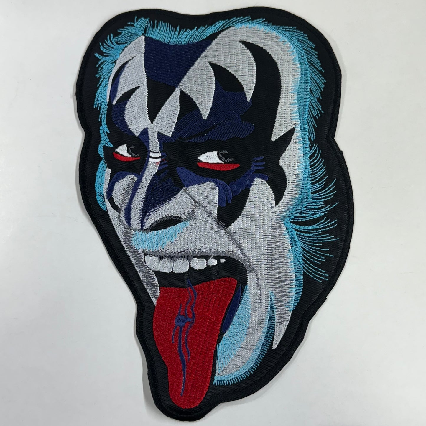 KISS PARCHE BORDADO GRANDE