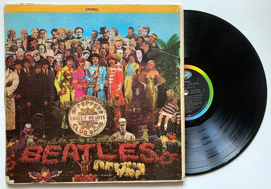 THE BEATLES - SGT PEPPERS  LP