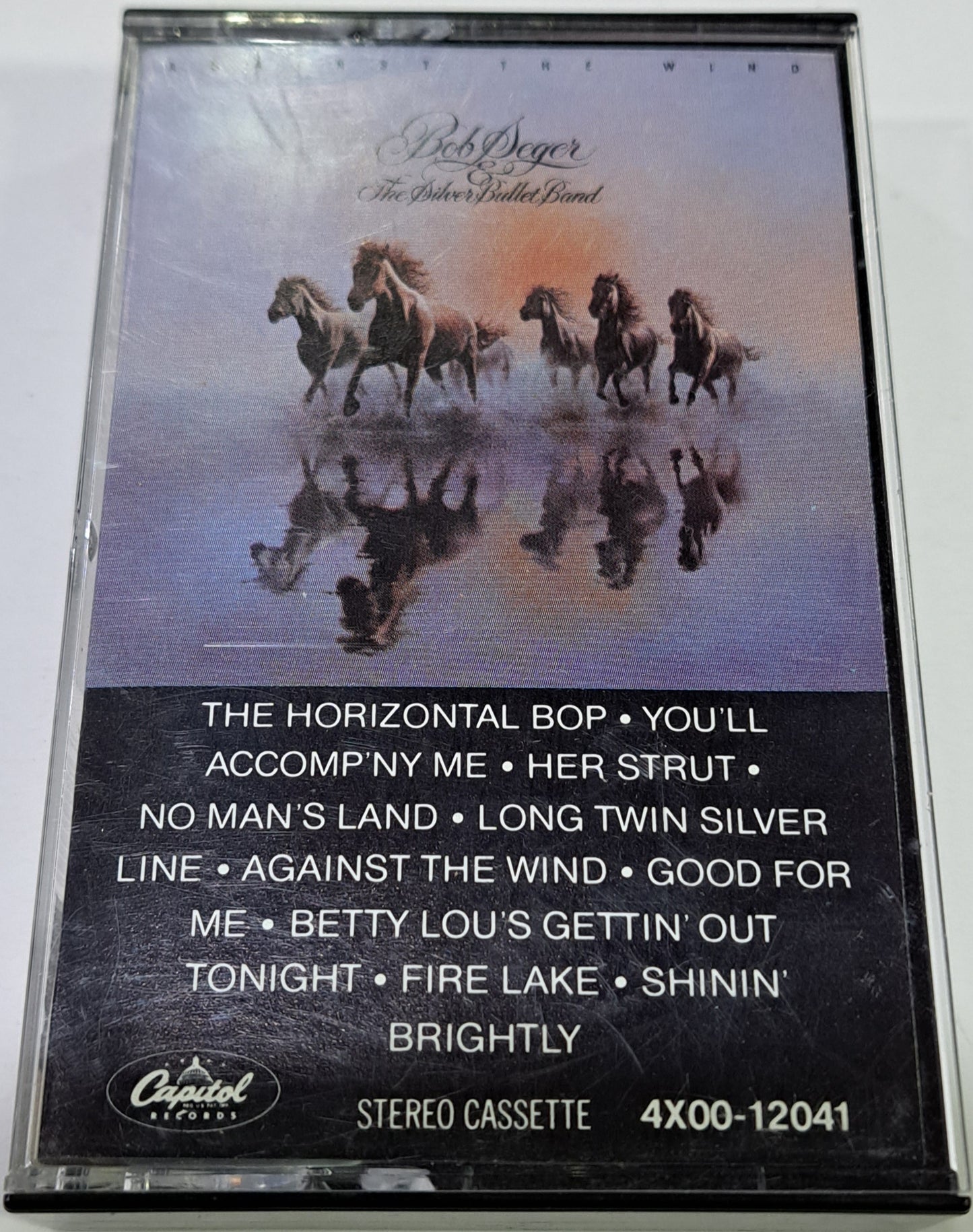BOB SEGER AND THE SILVER BULLET BAND - AGAINST THE WIND CASSETTE