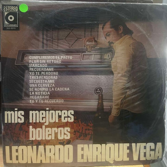 LEONARDO ENRIQUE VEGA -  MIS MEJORES BOLEROS LP