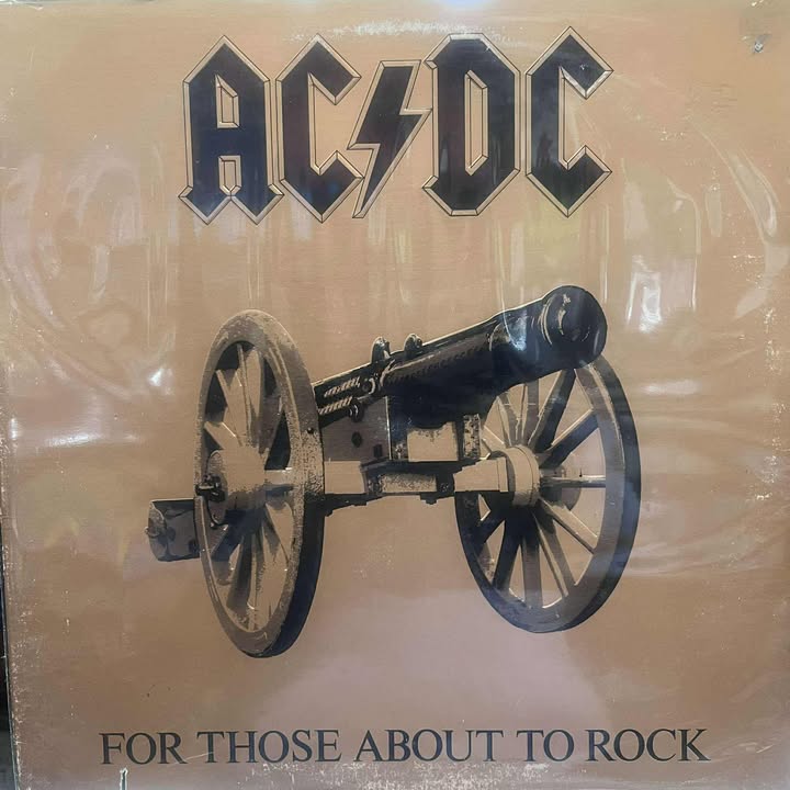 AC/DC - FOR THOSE ABOUT TO ROCK LP (DE EPOCA)