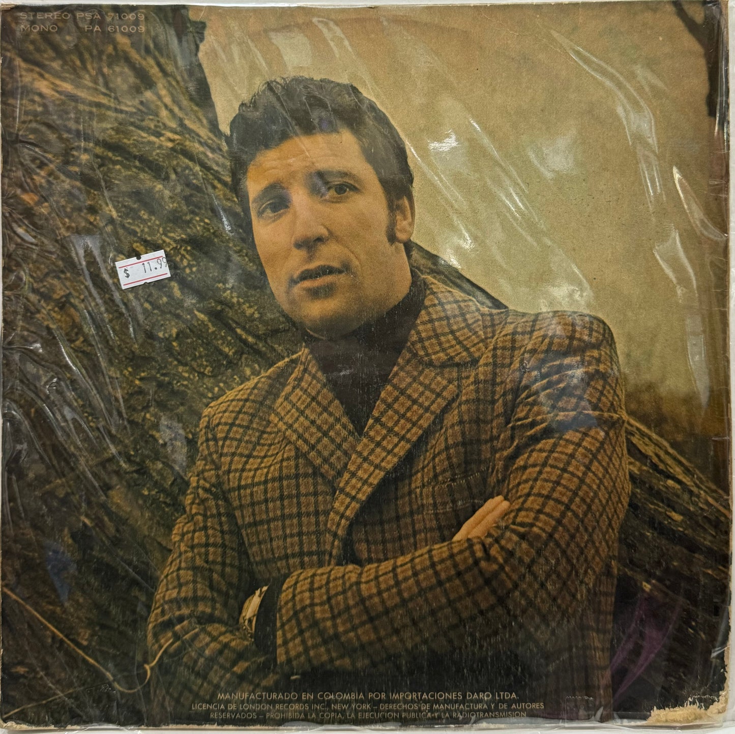 TOM JONES - GREEN, GREEN GRASS OF HOME  LP