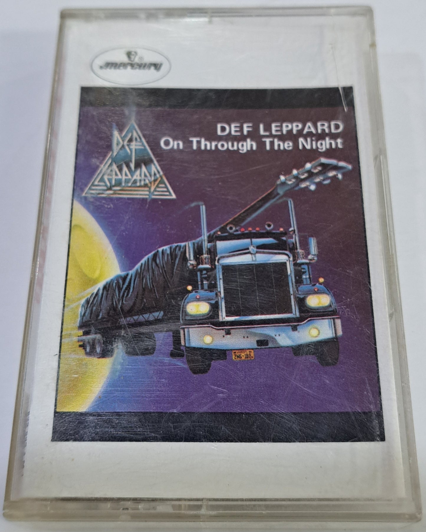 DEF LEPPARD - ON THROUGHT THE NIGHT  CASSETTE
