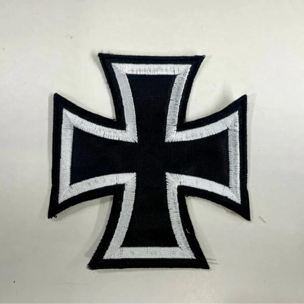 CRUZ DE MALTA PARCHE BORDADO PEQUEÑO