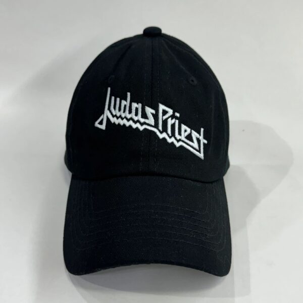 JUDAS PRIEST - LETRAS  GORRA